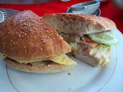 �C���O���b�V���E�x�[�J���[���e�B�[���[��