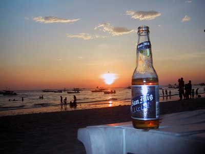 �T���~�Q���r�[���Ɨ[��