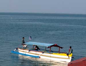 ����ȃo���J�{�[�g�Ńn���h���b�h�E�A�C�����h�ό��ɍs���܂��B