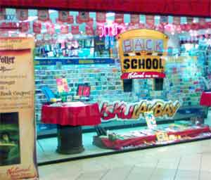 �i�V���i���u�b�N�X�g�A�̃f�B�X�v���C