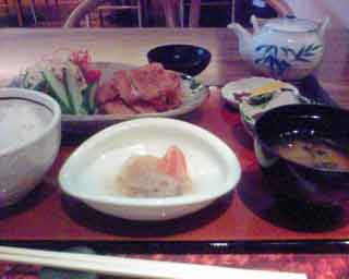 �G�h�T�V�����O����SENJU�̃g���J�c��H�A����Ƀf�U�[�g���t���܂�